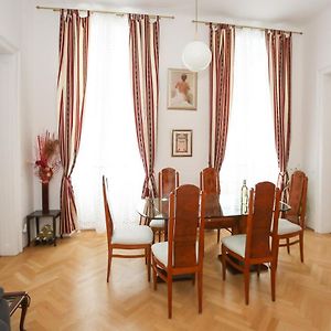 Appartement met Drie Slaapkamers